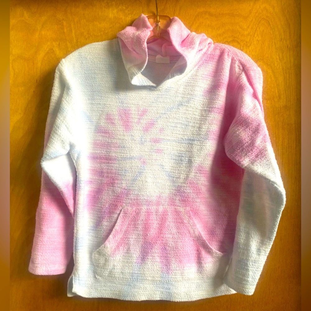 Dreamside girls size M, Tie Dye long sleeve with hood shirt